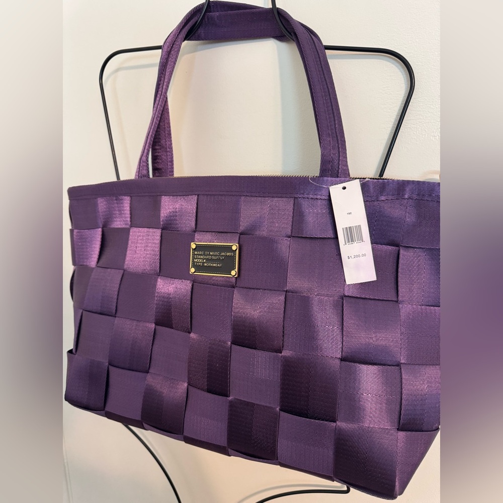 NWT Marc by Marc Jacob’s Workwear Seatbelt Tote